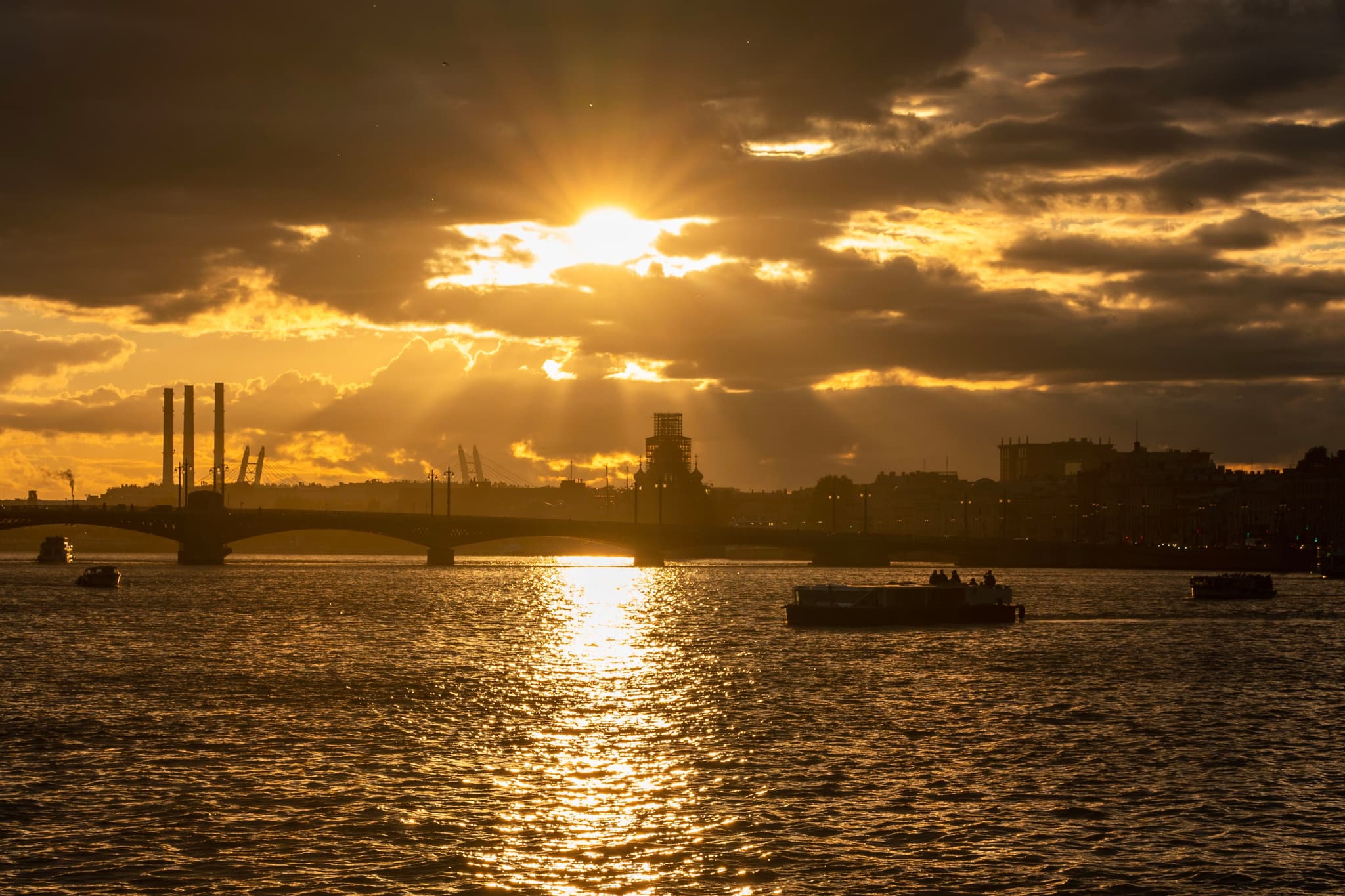 涅瓦河的日落