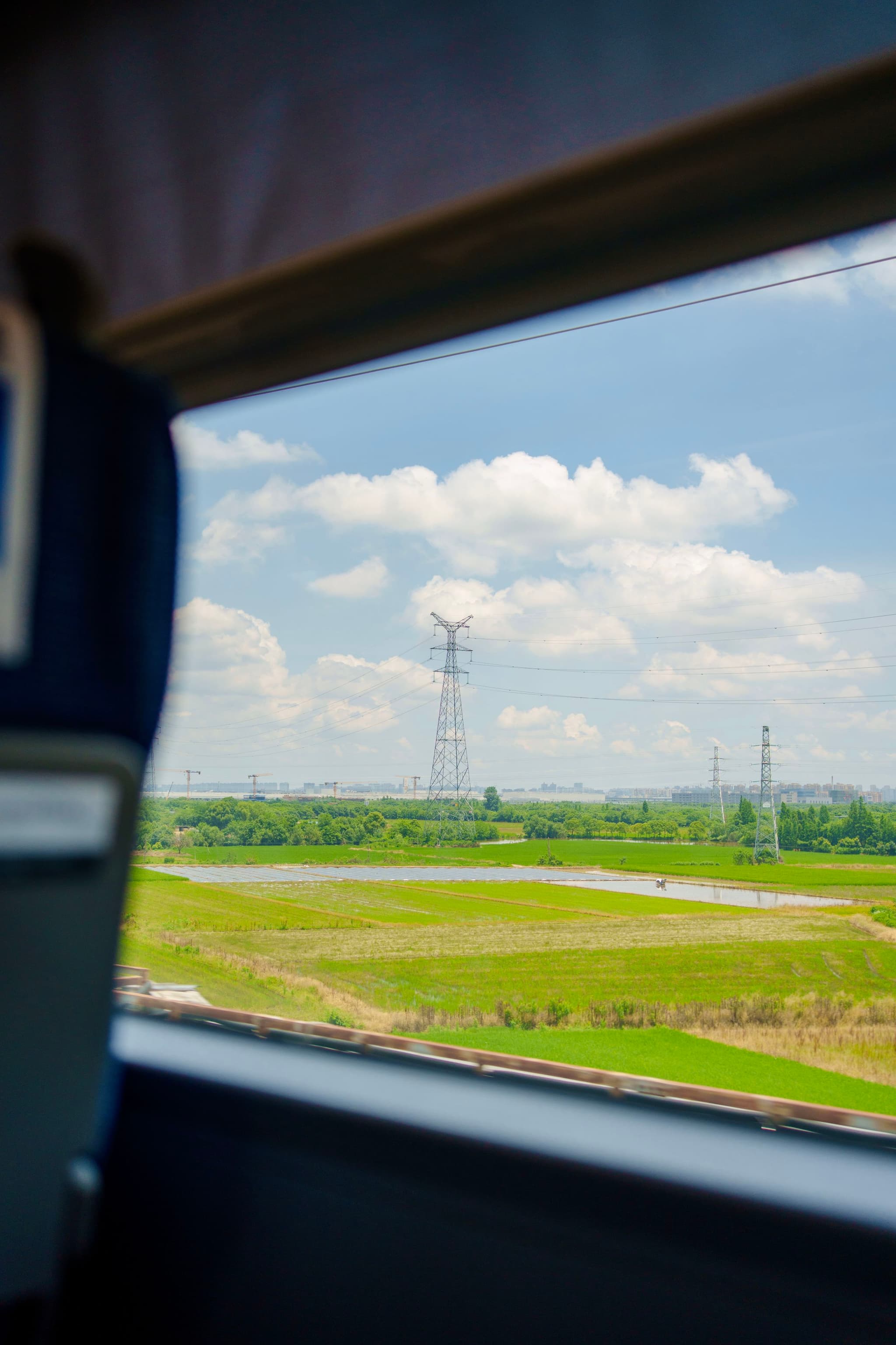 高铁窗外景色