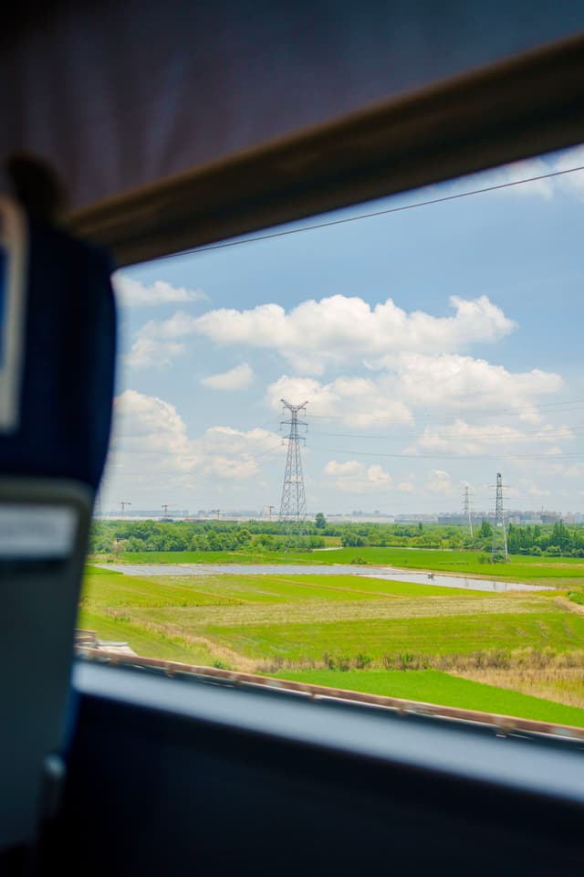 高铁窗外景色