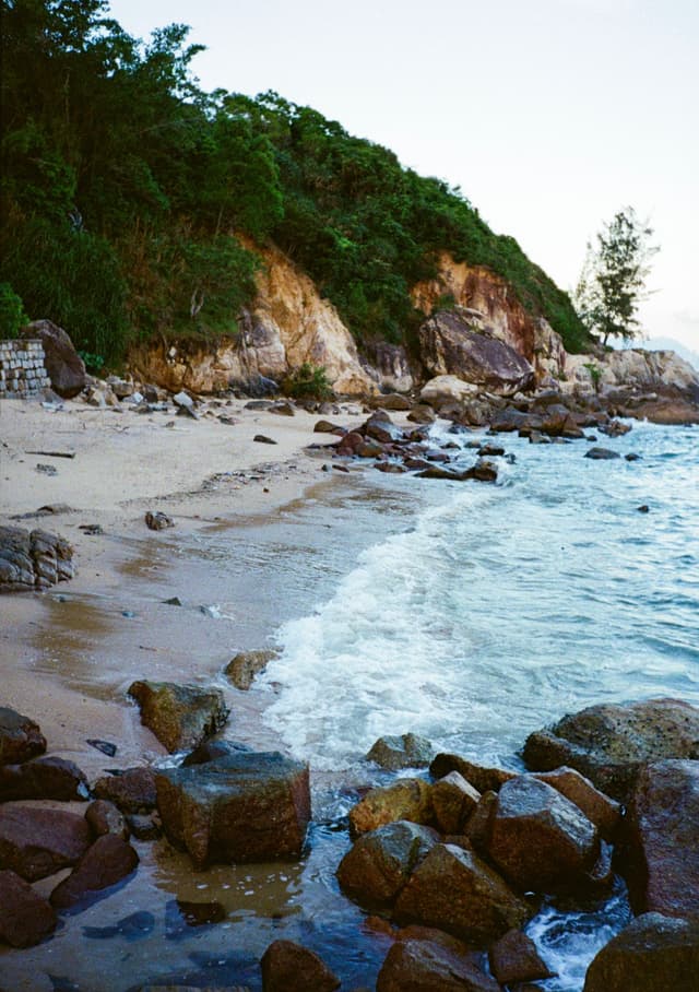 坪洲岛一处沙滩