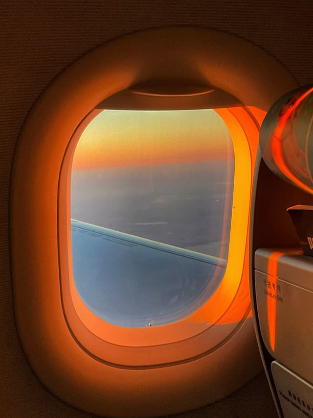 飞机上的夕阳